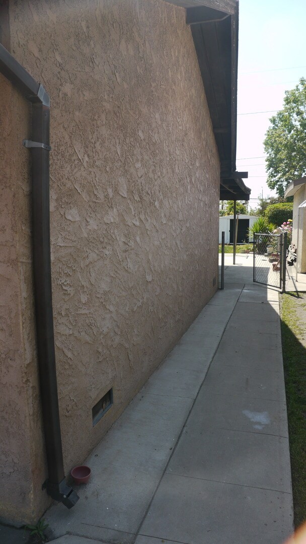 Foto del edificio - Beautifully Renovated 3-Bedroom Residence in San Bernardino