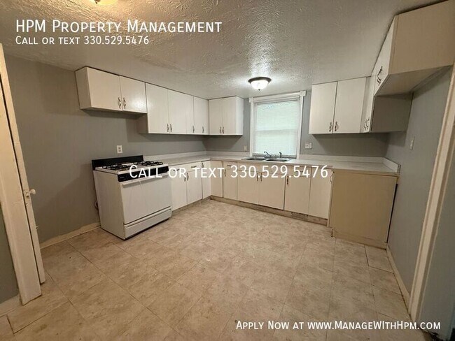 Foto del edificio - 745 Noble Ave