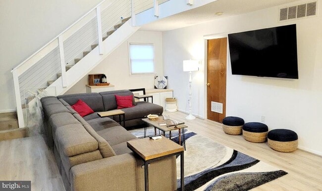 Foto del edificio - 33179 Woodland Ct S