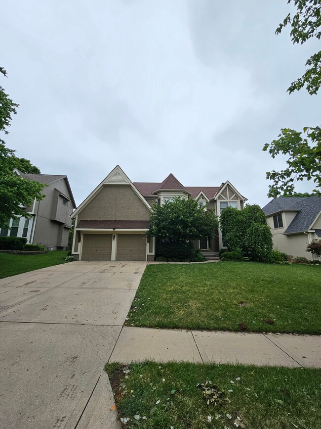 Building Photo - 14117 Parkhill Ln