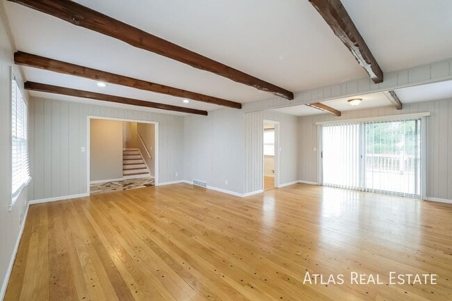 Foto del edificio - 5509 W 92nd Pl