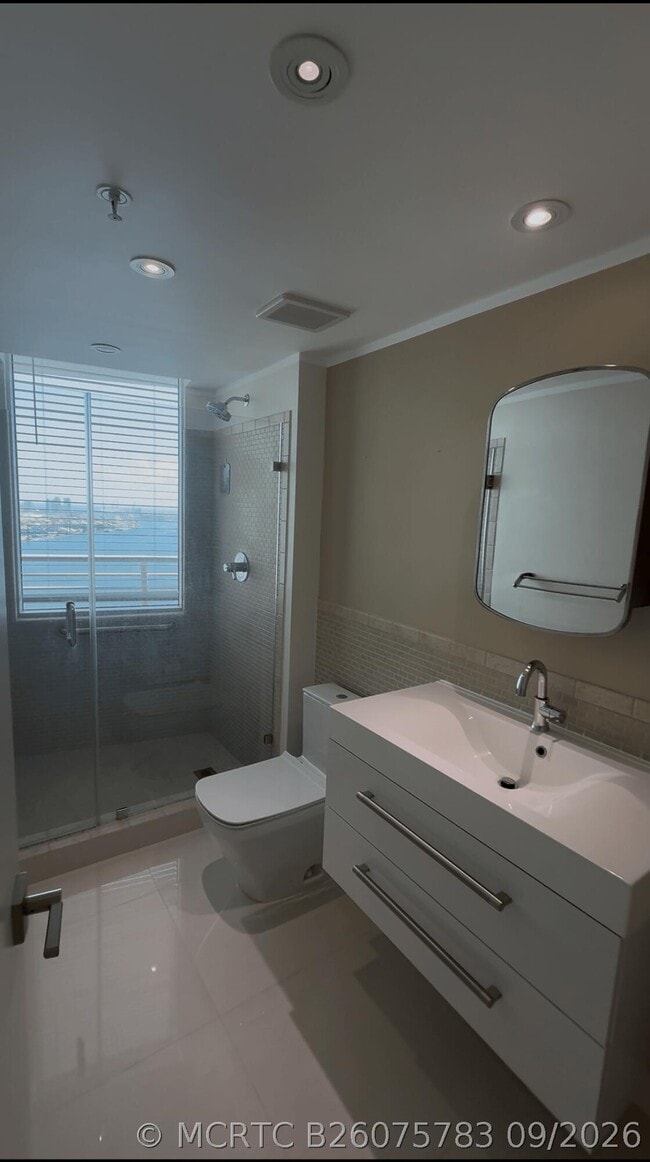 Building Photo - 325 S Biscayne Blvd
