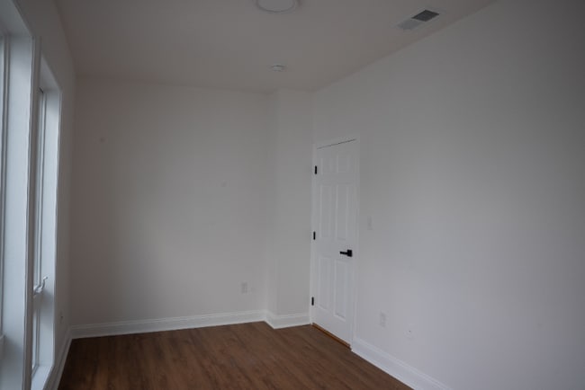 Foto del edificio - 1306 Childress St NE