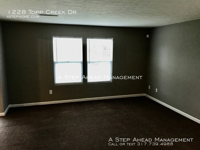 Foto del edificio - 1228 Topp Creek Dr