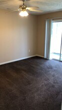 Building Photo - 493 White River Dr