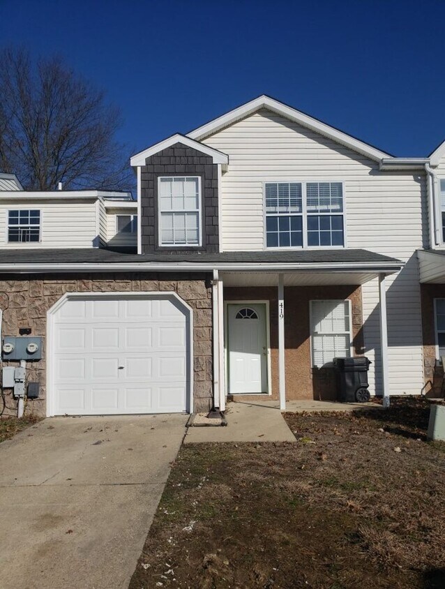Primary Photo - Remodeled Townhouse in Bear Area
