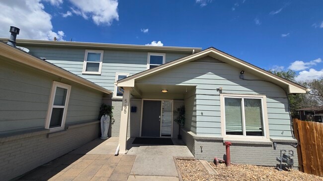 Building Photo - 565 W 96th Ave