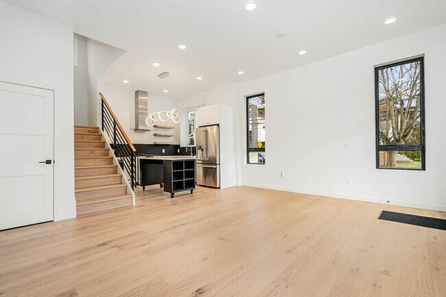 Foto del edificio - 1428 N 80th St