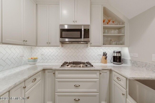 Foto del edificio - 674 Coconut Palm Pkwy