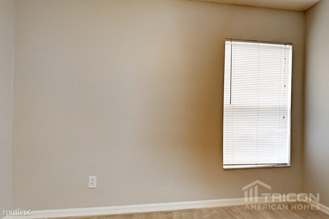 Building Photo - 3221 Summer Cruise Dr