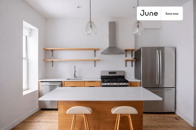 Building Photo - 455 Rogers Ave