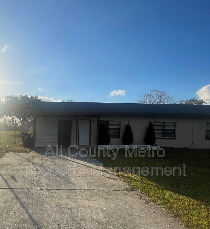 Primary Photo - 1220 Linda Ln