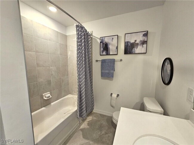 Foto del edificio - 5807 Double Eagle Cir
