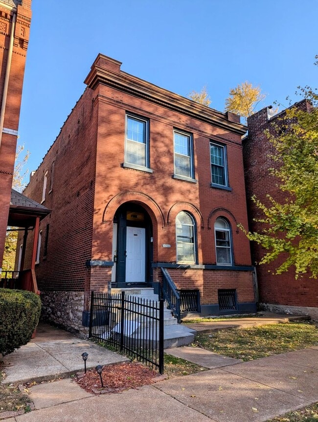 Building Photo - 3324 Illinois Ave