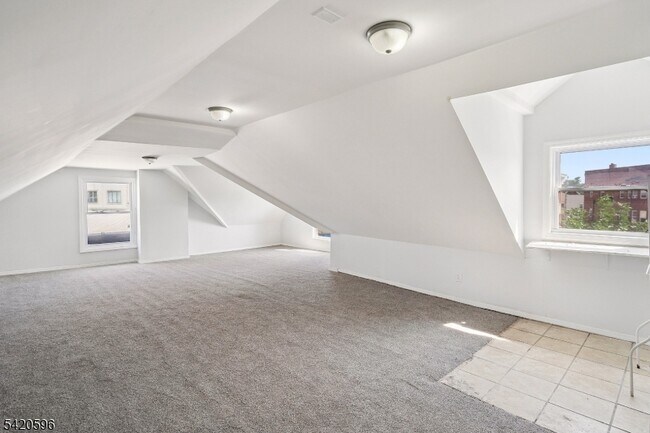 Foto del edificio - 904 2nd Ave