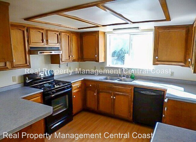 Foto del edificio - 3 br, 2.5 bath House - 9680 Murphy Avenue