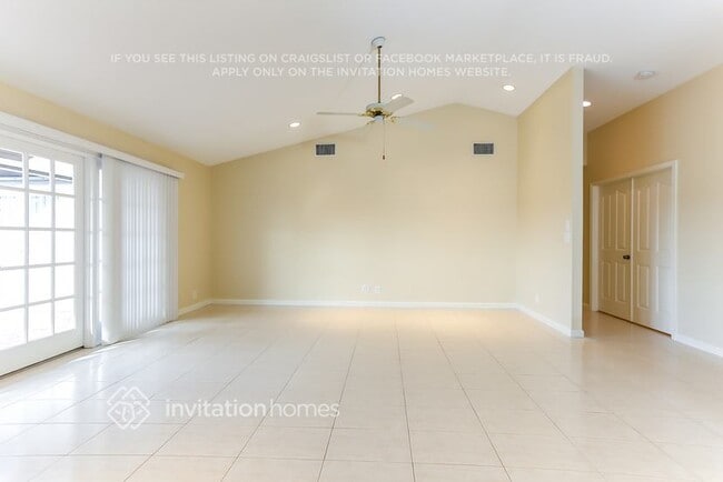 Building Photo - 8612 NW 79th St