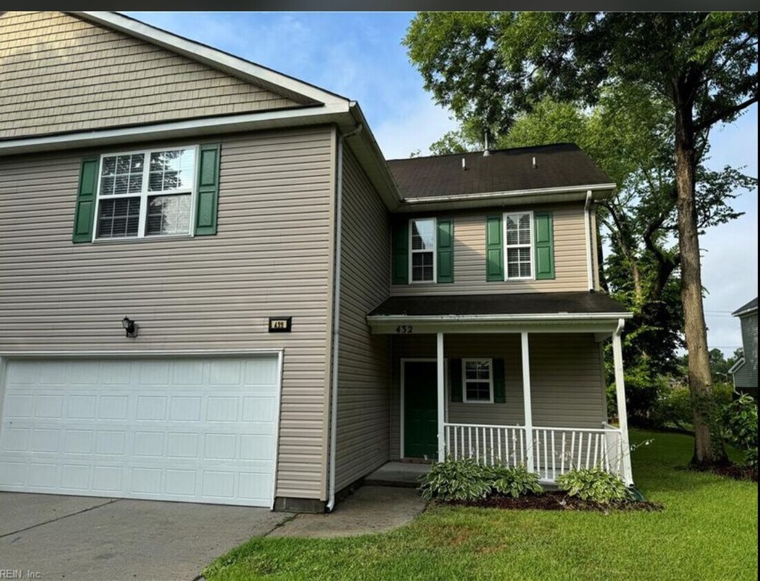 Foto principal - 432 Hartsdale Rd