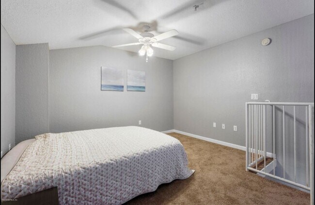 Foto del edificio - 400 Timberwalk Ct