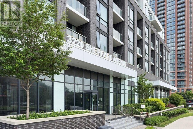 Photo du bâtiment - 3220 Sheppard Ave E