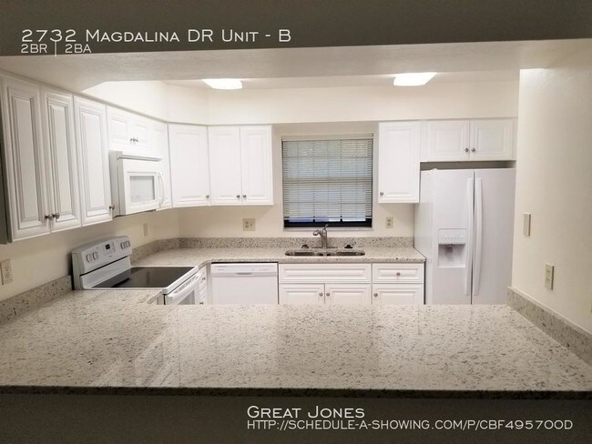 Building Photo - JUST REDUCED!!!  Awesome 2/2 Waterfront condo