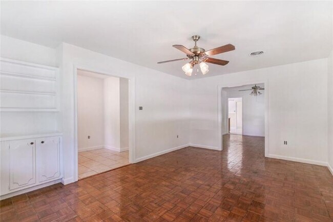 Building Photo - 185 Tchefuncte Dr
