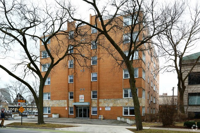 Building Photo - 1100 Church St