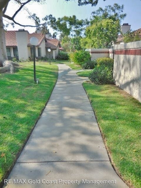 Building Photo - 3 br, 2.5 bath House - 419 Las Palomas Dr