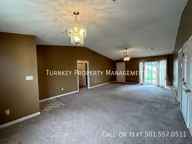 Foto del edificio - 7630 Olive Hill Dr