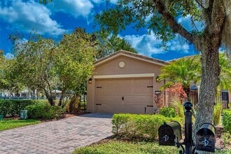 Building Photo - 2310 Palm Tree Dr