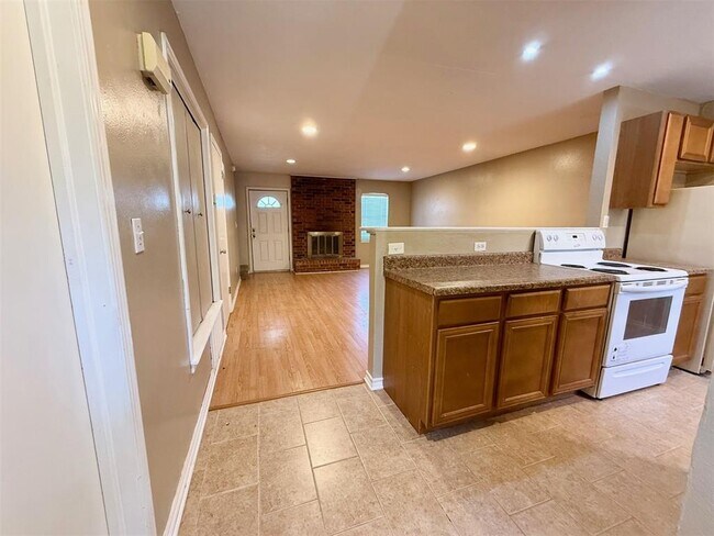 Foto del edificio - 2329 Heatherfield Ln