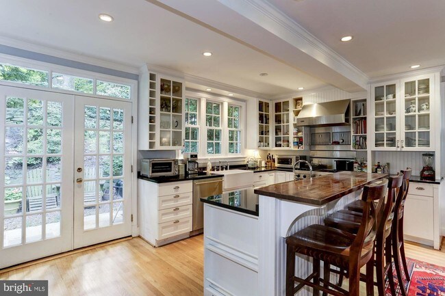 Foto del edificio - 5186 Watson St NW