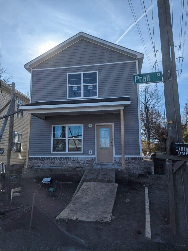 Building Photo - 198 Prall St