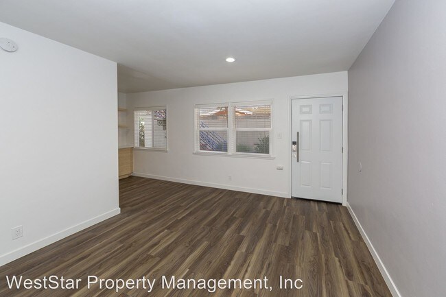 Foto del edificio - 4308 E 4th St