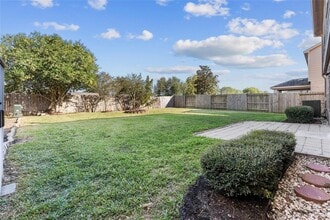 Building Photo - 542 Cedar Branch Dr