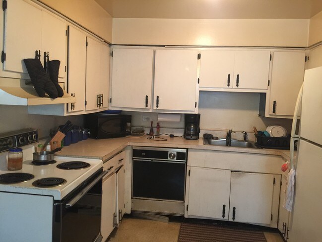 ACO Commercial_474W14thpl - 474 W 14th Pl