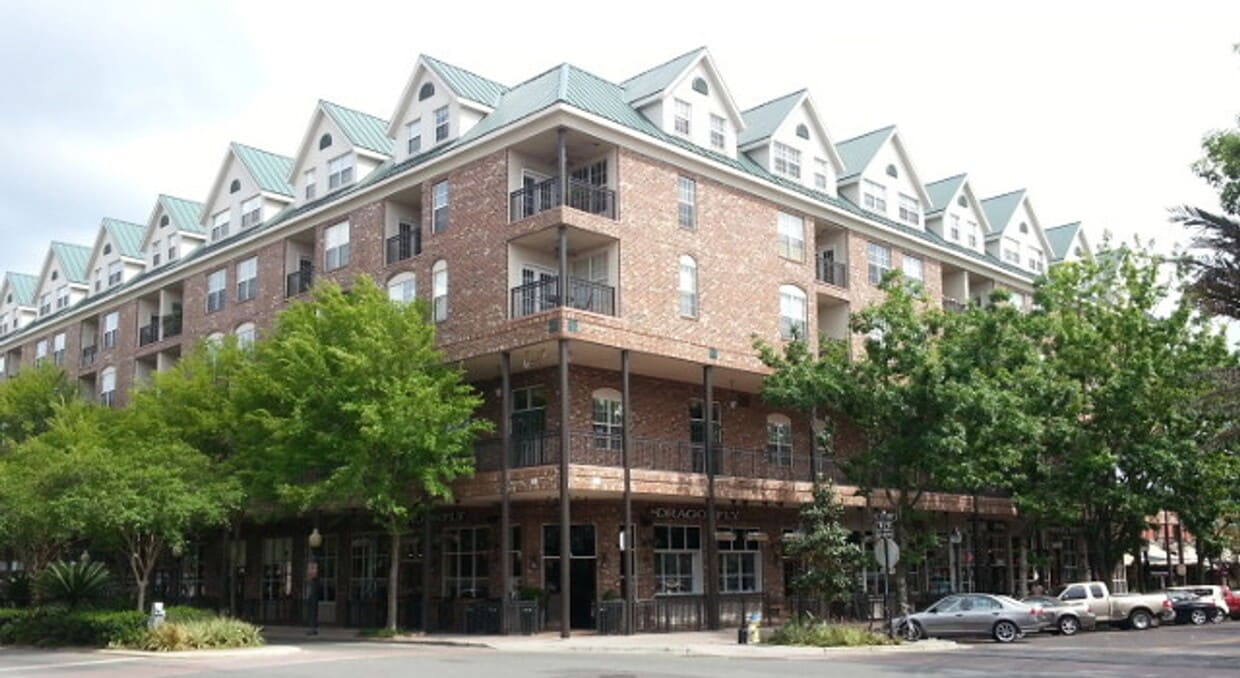 Beautiful 2 Bedroom Condo in Union Street ... - Beautiful 2 Bedroom Condo in Union Street ...