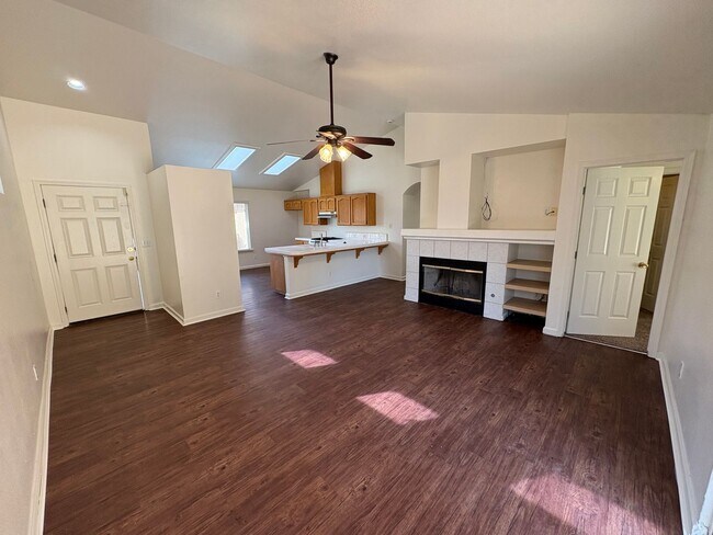 Building Photo - Spacious Cul de sac Farmersville Home Avai...