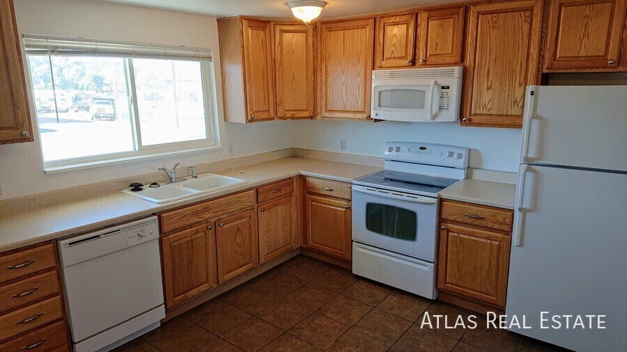 Foto principal - 910 Bishop Ct