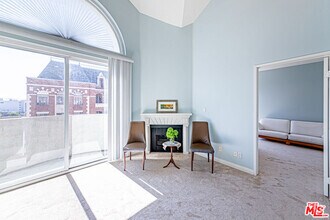 Building Photo - 620 S Gramercy Pl