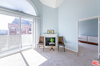Building Photo - 620 S Gramercy Pl