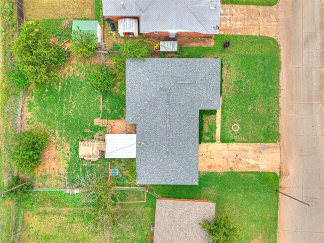 Foto del edificio - 1212 Lynnwood Dr