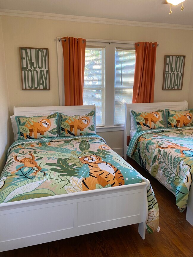 Building Photo - 1311 Seiler Ave