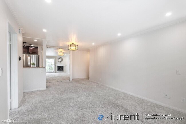Foto del edificio - 1 br, 1 bath Condo - 5545 Canoga Ave, Wood...