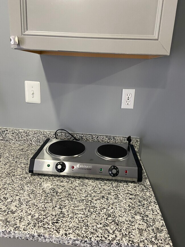 Cooktop - 2176 Port Potomac Ave