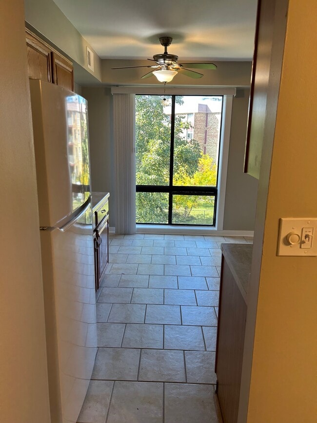 Foto del edificio - 5405 Chateau Dr