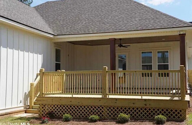 Foto del edificio - 492 Boulder Creek Ave