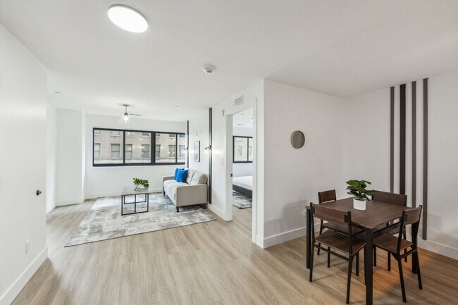 Foto del edificio - 913 N Market St