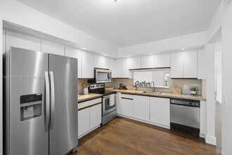 Building Photo - 12950 SW 4th Ct