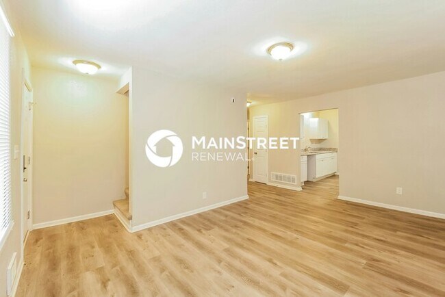 Foto del edificio - 3 Bedroom Pet-Friendly Home in Kansas City, MO with Main Street Renewal